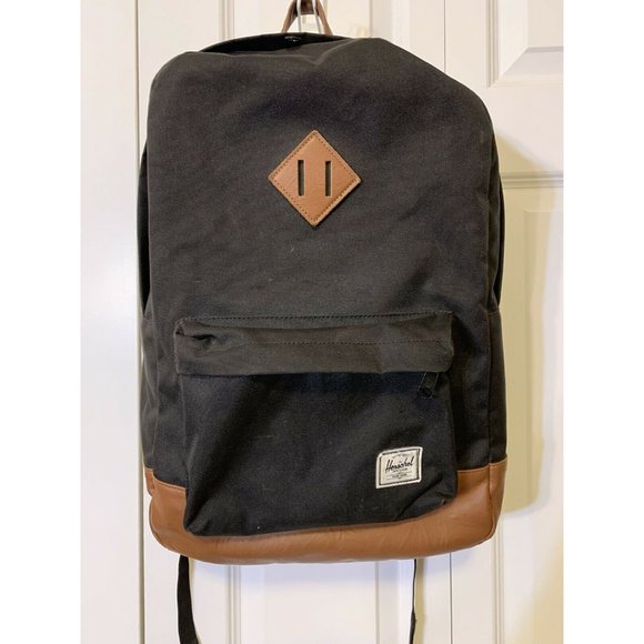 The HERSCHEL SUPPLY CO 22L BLACK AND Brown‎ Backpack - Picture 2 of 9
